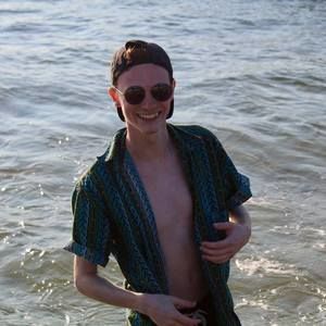 Meet your Posher, Jonathan